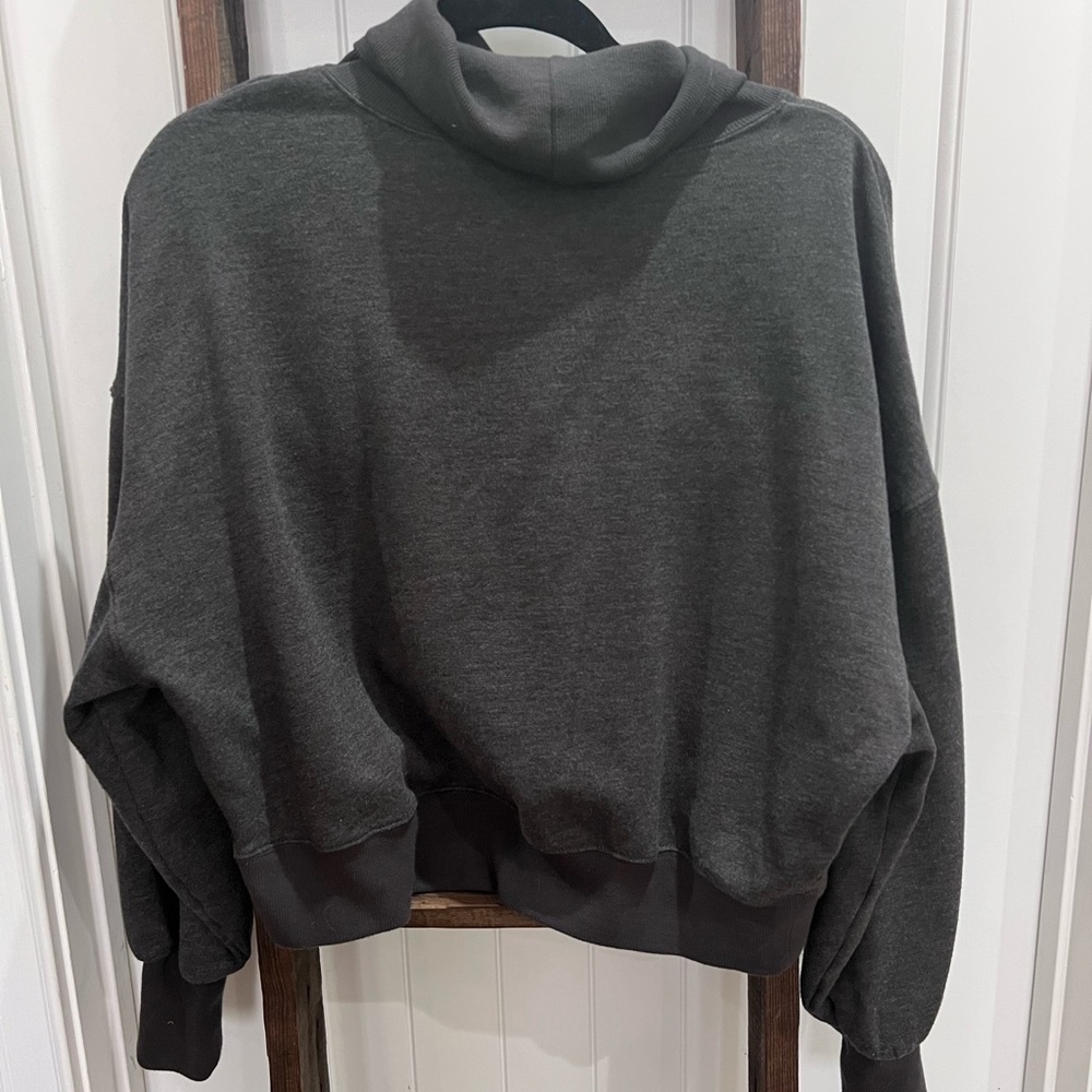 Z Supply Cropped Sweater